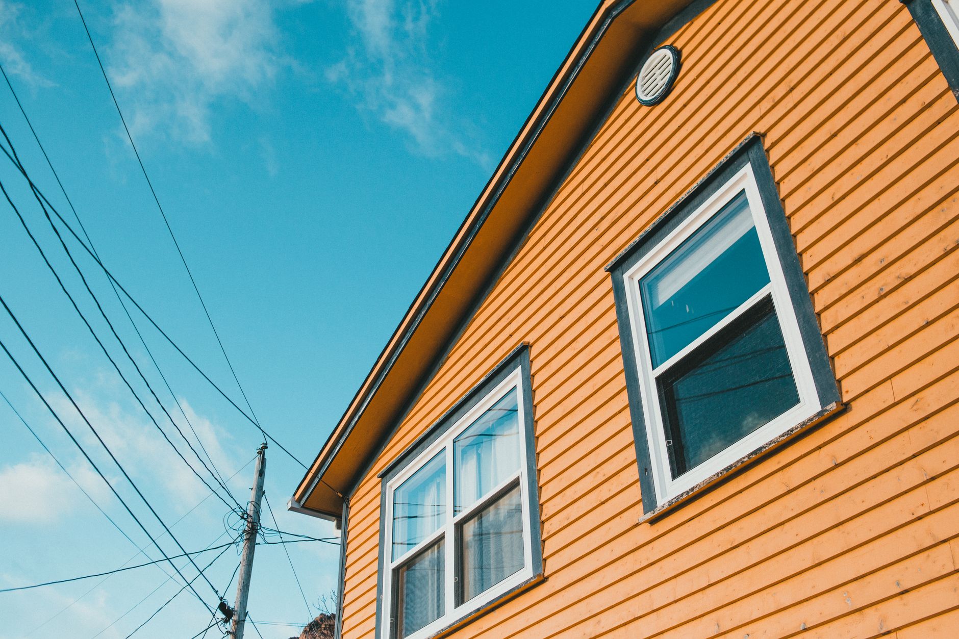 Exploring Smart Siding Options Available at Lowe's: A Homeowner's Guide